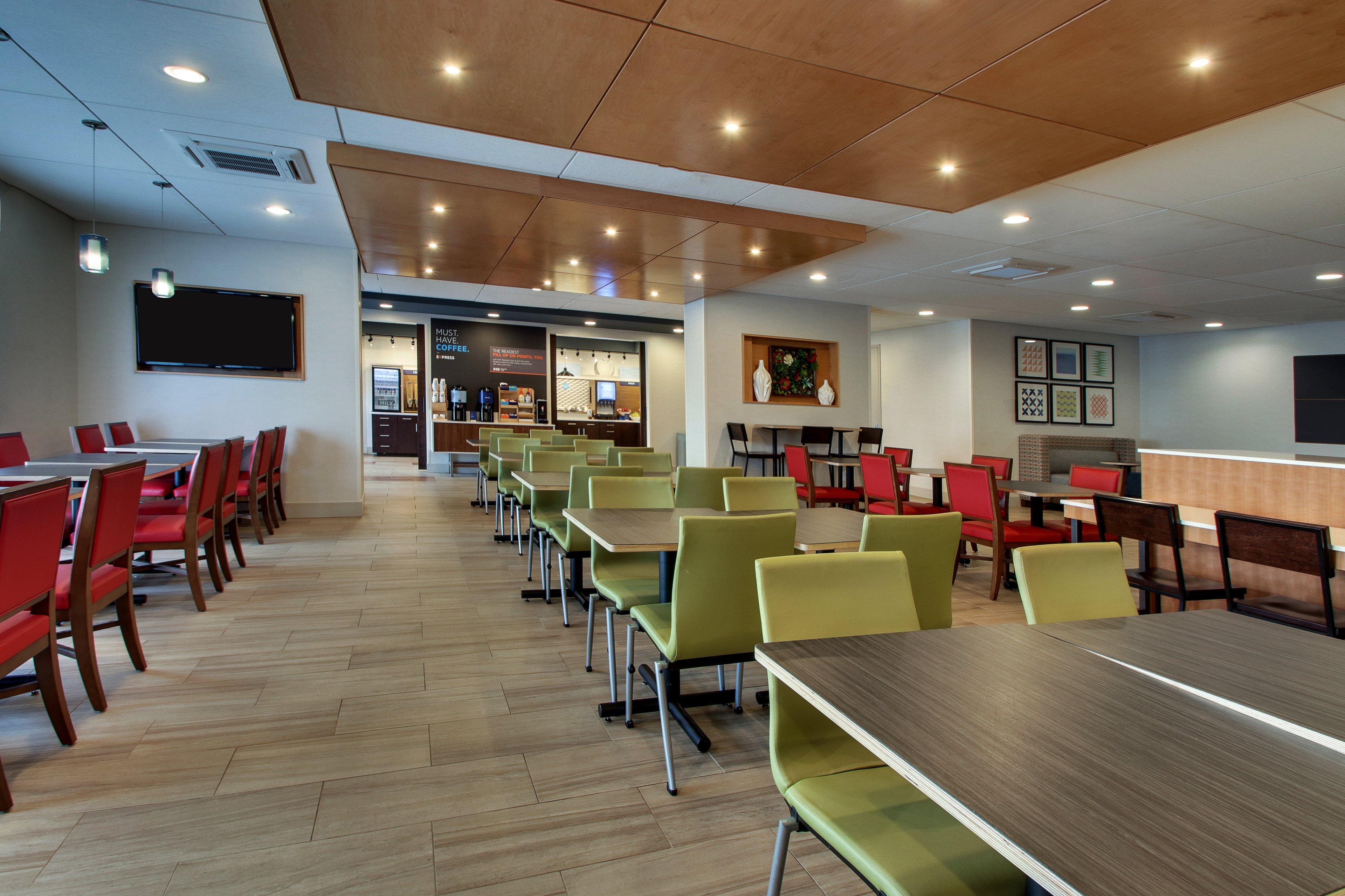 Holiday Inn Express Baltimore BWI Airport West By Ihg Hanover Exterior photo