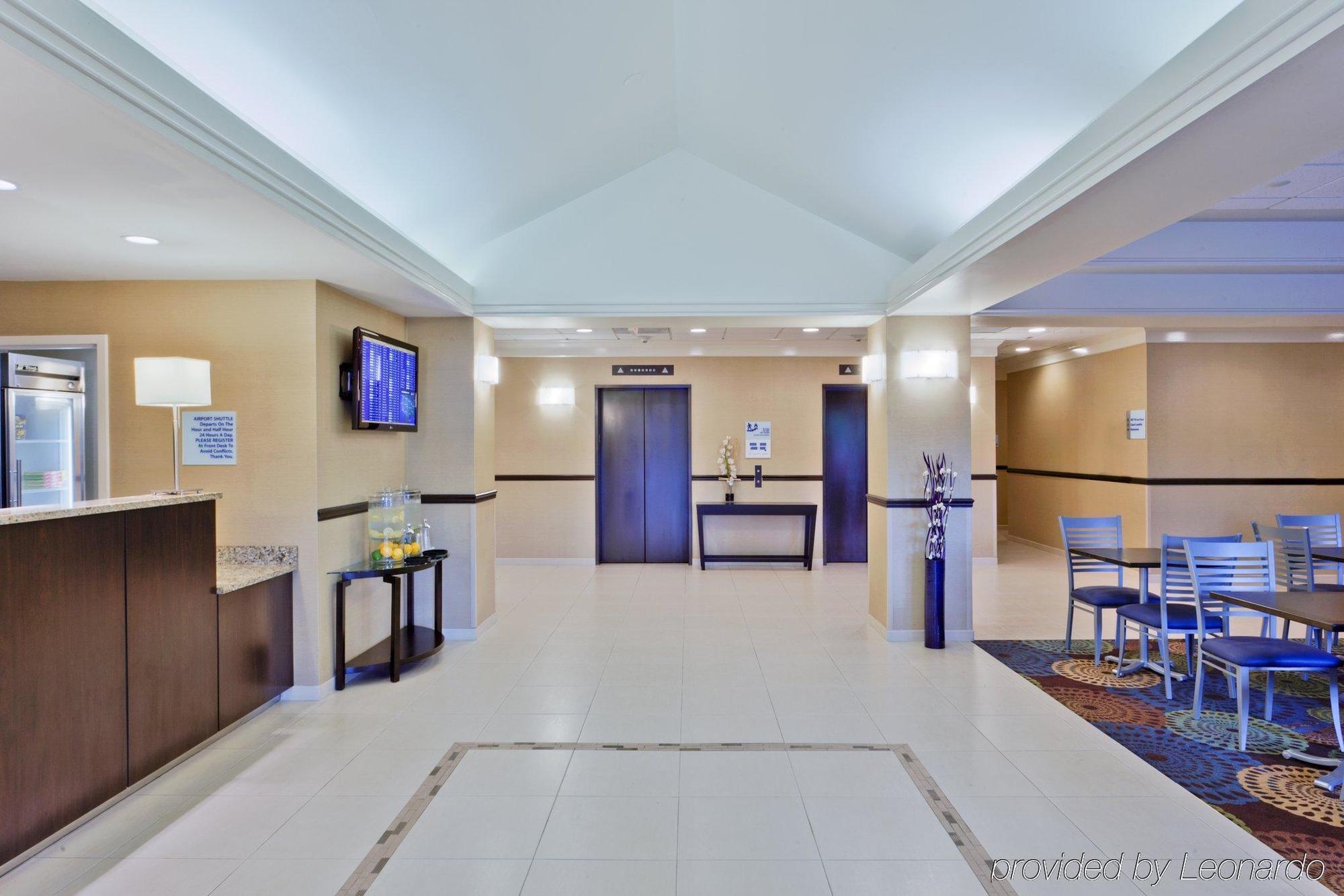 Holiday Inn Express Baltimore BWI Airport West By Ihg Hanover Interior photo